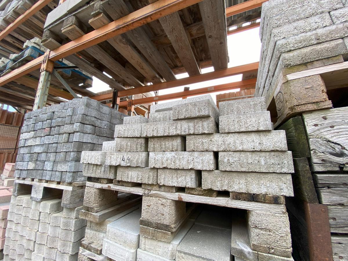 ca. 4 m2 Pflastersteine?d=2025-11-23 14:52:55