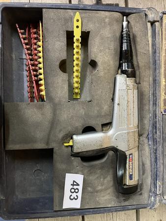 Berner Bolzensetzgerät im Koffer Berner Bolzensetzgerät im Koffer