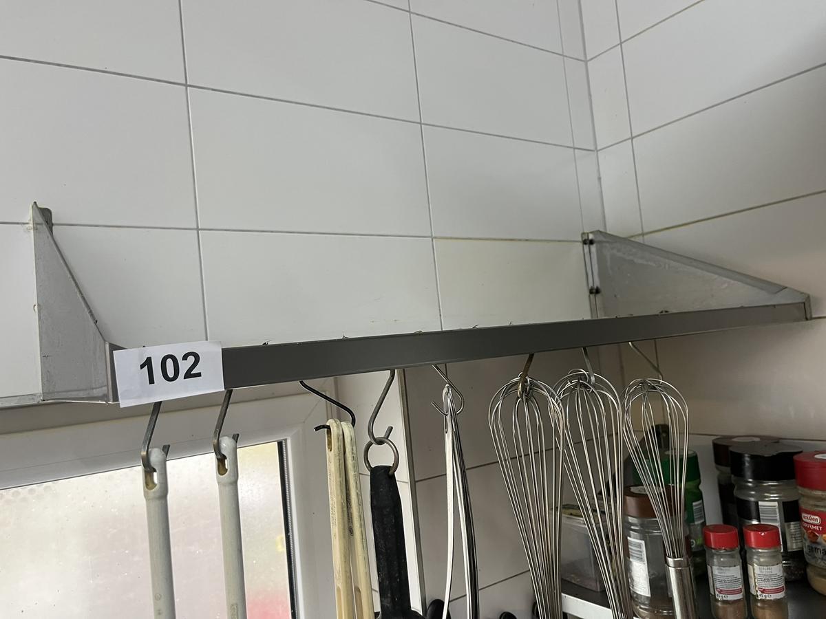 Hängeregal in Edelstahl ca. 100/40 cm?d=2025-11-23 15:42:40