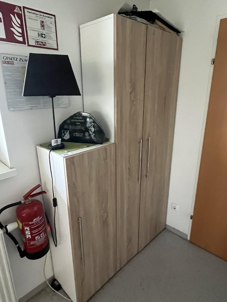 Schrankelement ca. 80/190-40/120 cm?d=2025-11-23 14:49:38