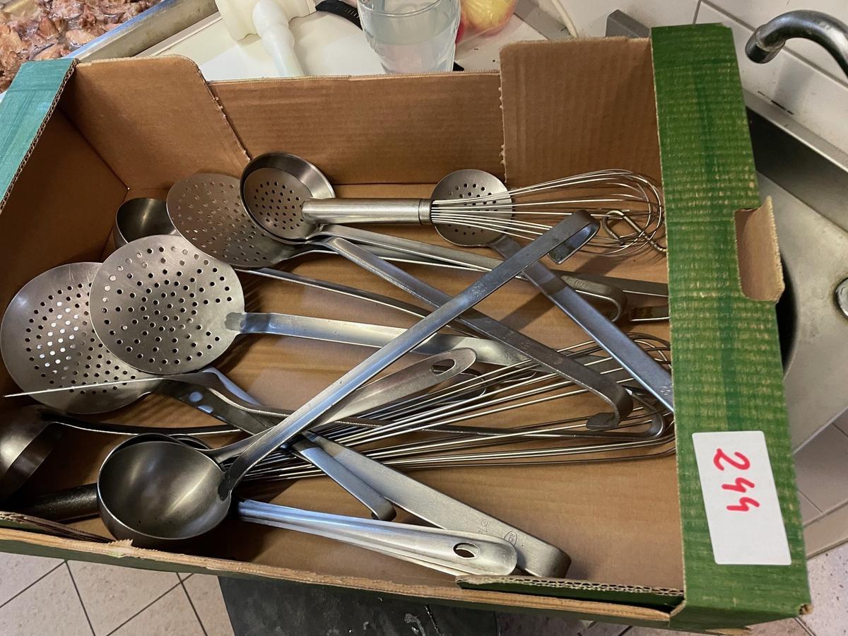 Großposten Schöpfer /Lochschöpfer, Kochlöffel und Schneebesen?d=2025-11-23 15:43:57