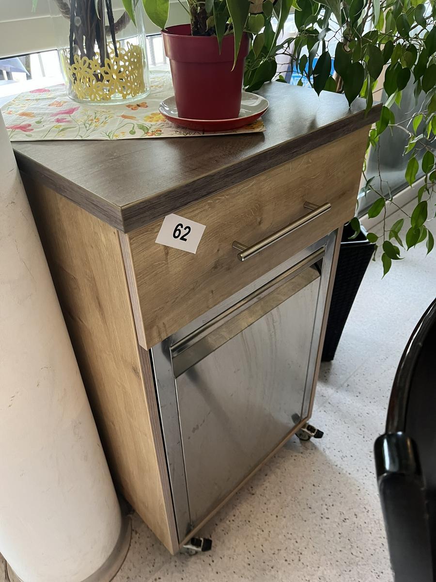 Modul rollbar mit Abfallbehälter 50/50/90 cm?d=2025-11-23 15:42:51