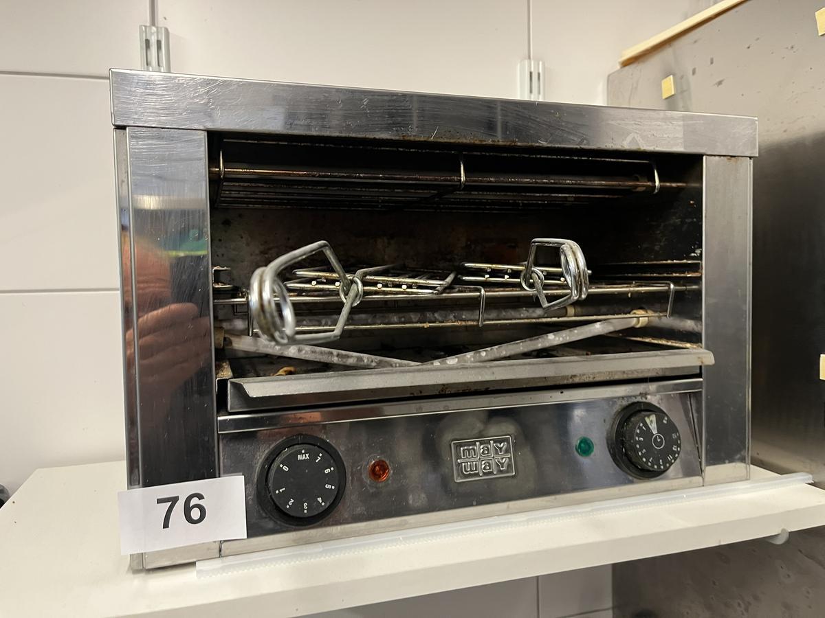 MAY WAY Salamander?d=2025-11-23 15:42:21