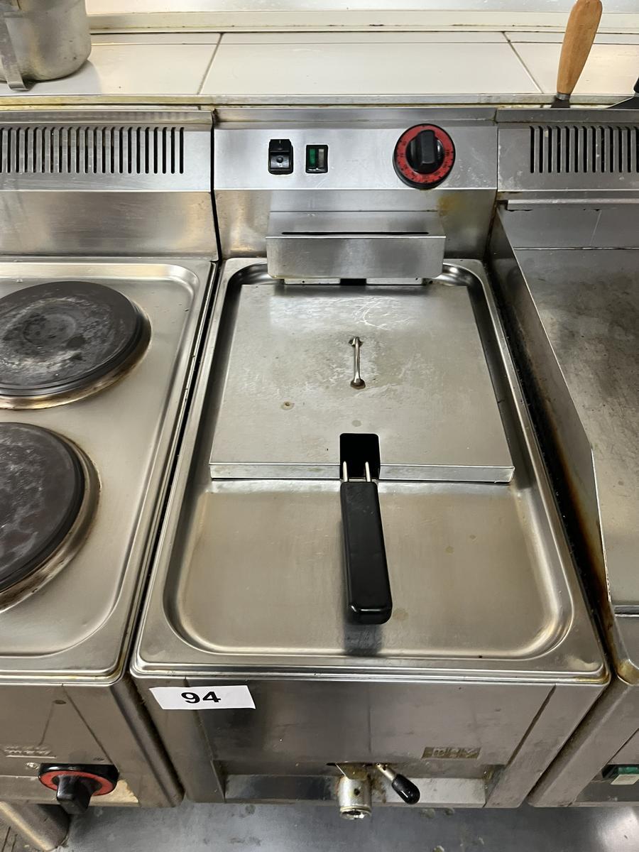 8 l Elektrische Fritteuse?d=2025-11-23 15:42:15