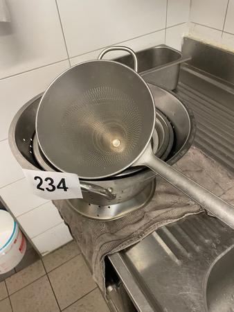 5 Stk. diverse Siebe