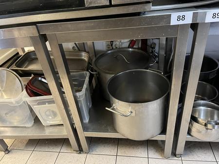 Edelstahltisch ca. 60/70 cm