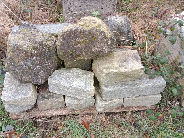 1 Palette Natursteine?d=2025-12-02 18:00:21