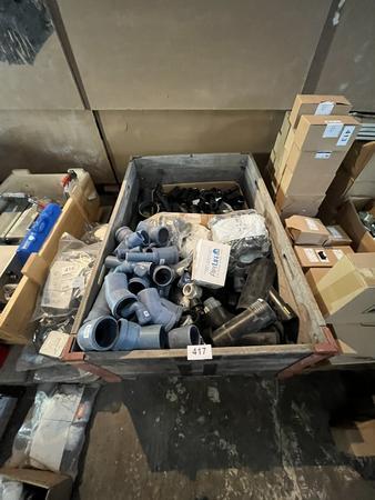 Kisteninhalt GEBERIT Material Bgen,Rohre usw.