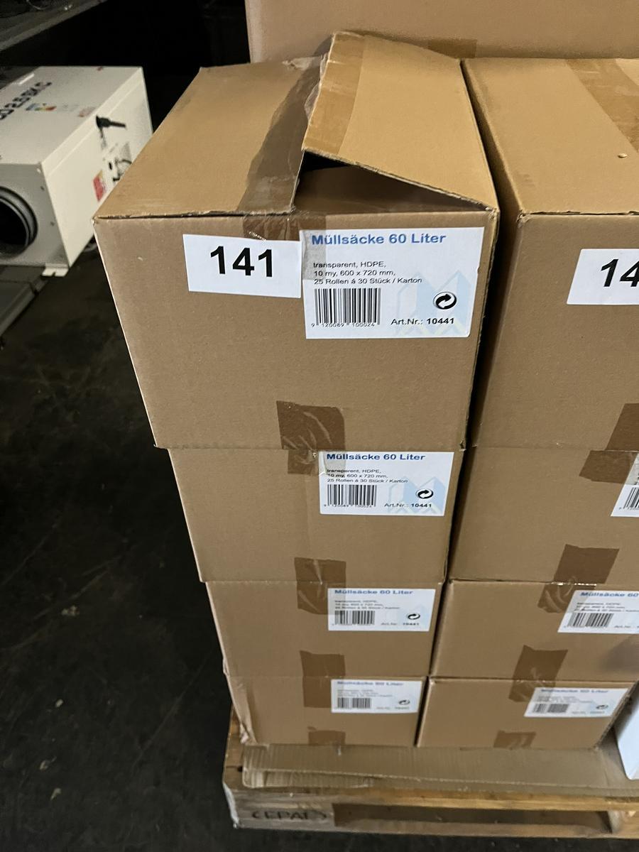 4 Karton zu 25 Rollen à 30 Stk. Müllsäcke, weiß, 60L?d=2025-11-29 09:48:03