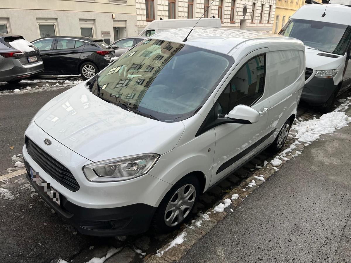 Ford Transit Courier Kastenwagen, BJ 11/2017, weiß, Benzin, 74 kW, ca. 81.100KM?d=2025-11-29 09:48:33