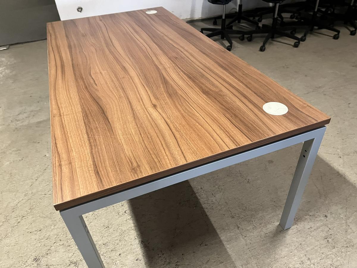 Neudörfler Schreibtisch?d=2025-11-29 09:44:24