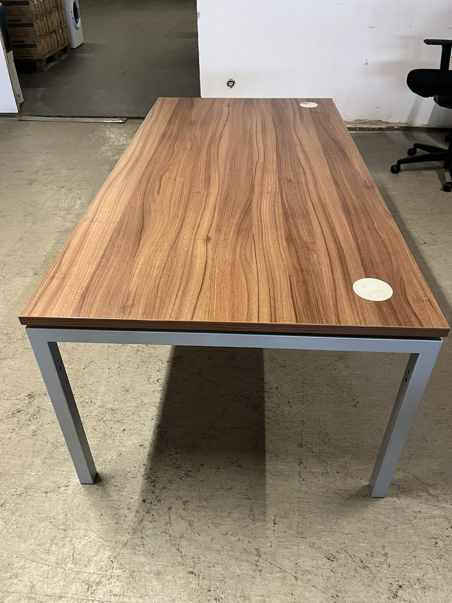 Neudörfler Schreibtisch?d=2025-11-29 09:46:05