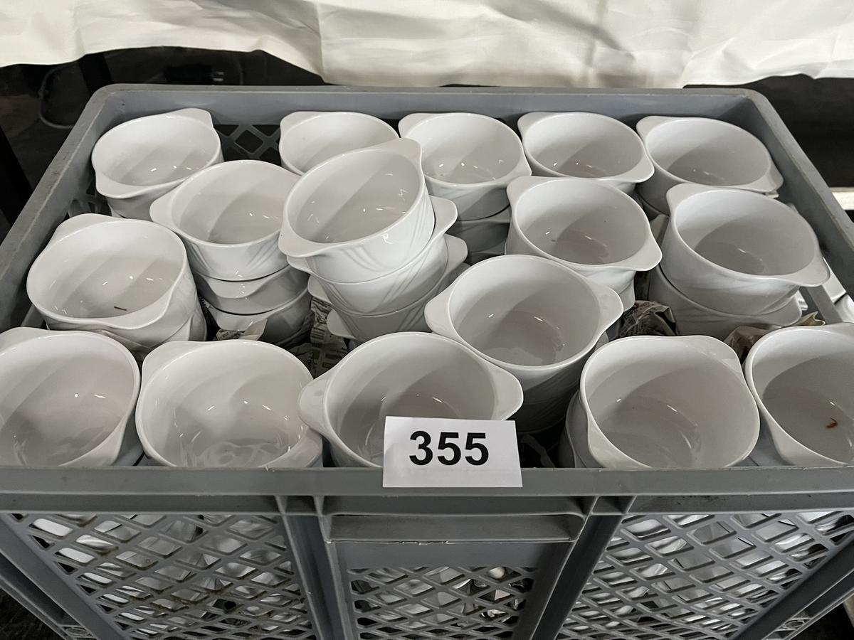 ca. 110 Stk. Suppentassen, einheitlich, weiß?d=2025-11-29 09:48:05