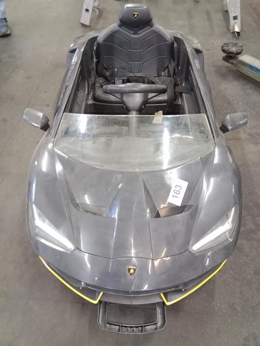 Lamborgini Elektro Kinderauto, Funktion fraglich?d=2025-12-02 18:06:18