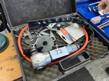 NEUTEC Scheiben-, Ausschneidegerät in Kassette mit Zubehör NEUTEC Scheiben-, Ausschneidegerät in Kassette mit Zubehör