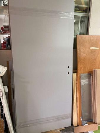 Posten Innentren Dana, Modell Euroba, fr geflzte Zargen, Trblattdicke 42 mm, Schalldmmma Rw032dB, Farbe Fundermax Grau