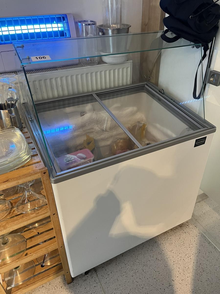 Eisvitrine Combi Steel 90/65/130 cm?d=2025-12-12 11:30:25