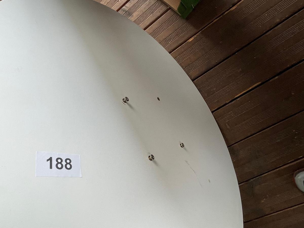 Stehtisch, Holz, DM 80cm?d=2025-12-12 11:31:58