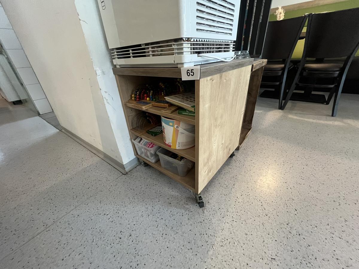 Modul fahrbar ca.50/50/60 cm?d=2025-12-12 11:33:23