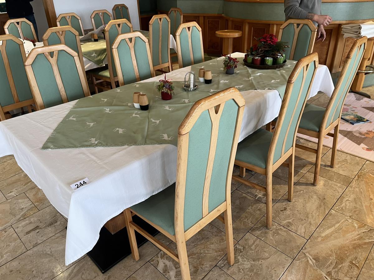 2 St&uuml;ck Gastrotische ca.   90/90 cm