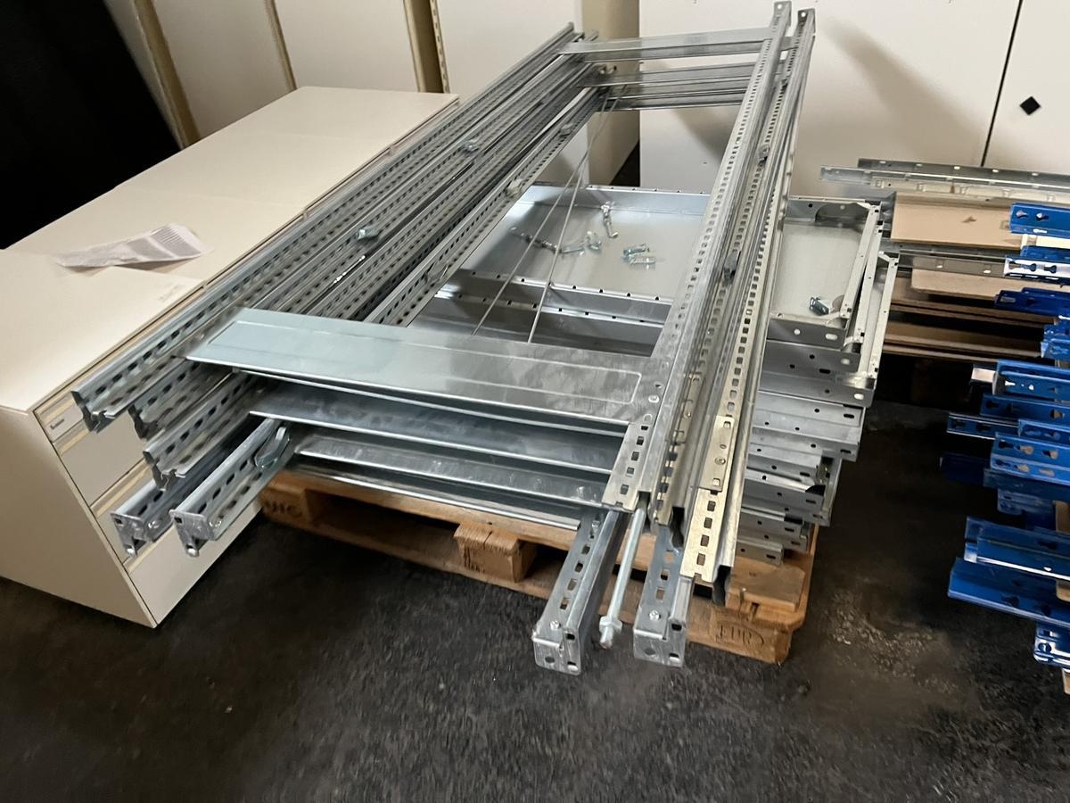 Lagerregal, verzinkt, 2 lfm x 60cm x 200cm und 1 lfm x 50cm x 200cm?d=2025-12-17 11:17:06