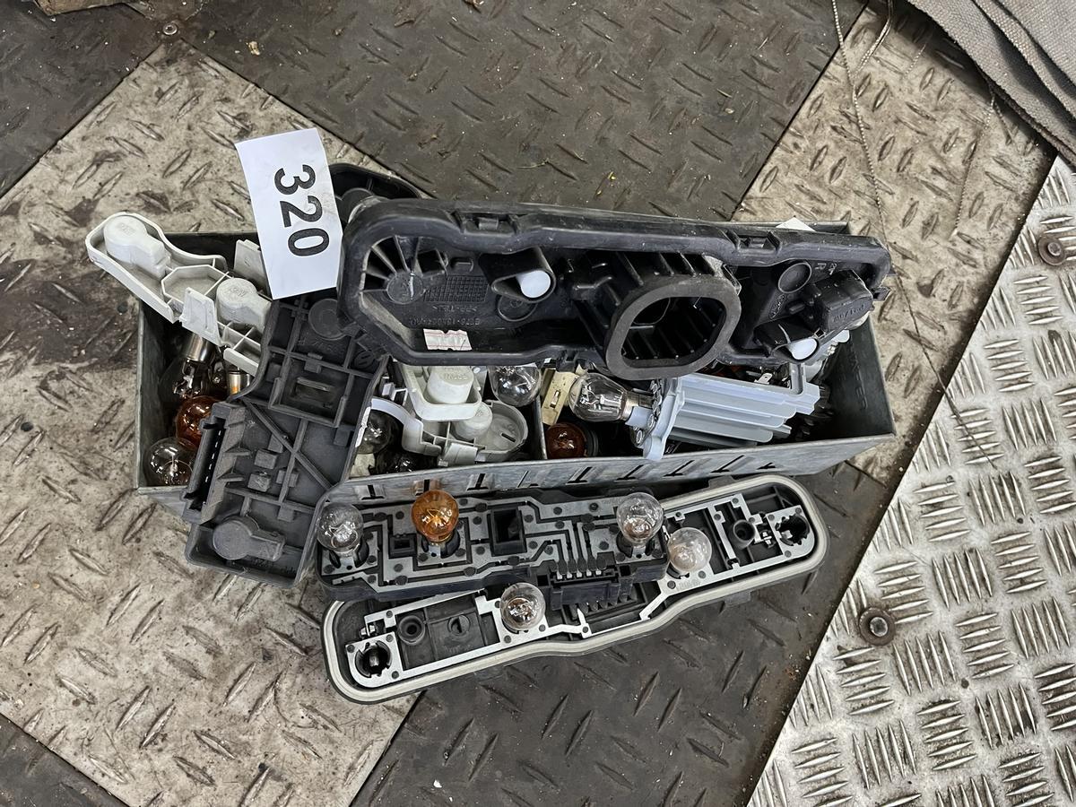 Posten KFZ Birnen / Zubeh&ouml;r?d=2025-12-18 18:37:10