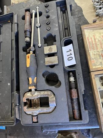 Bördelgerät in Kassette Bördelgerät in Kassette