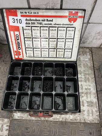 Posten Blechschrauben in Kassette Posten Blechschrauben in Kassette