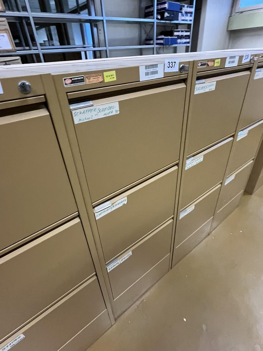 Blech - Werkzeugschrank mit 3 Auszugsladen, 140x80x65cm?d=2025-12-19 22:56:14