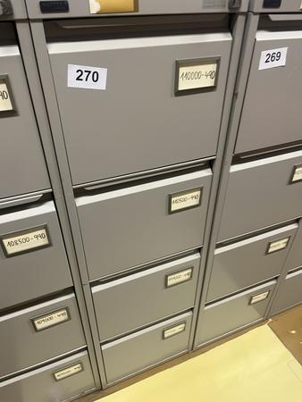 Blech - Werkzeugschrank mit 4 Auszugsladen, 133x40x62cm Blech - Werkzeugschrank mit 4 Auszugsladen, 133x40x62cm