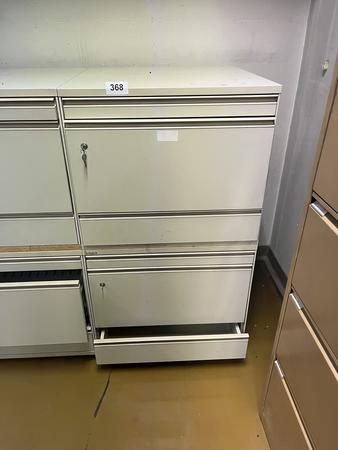 Bene 6ladiger Auszugsschrank, ca. 127x70x7cm Bene 6ladiger Auszugsschrank, ca. 127x70x7cm