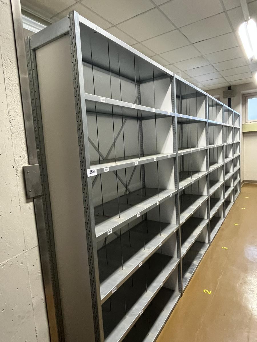 ca. 5.75 Laufmeter Steckregalanlage mit Fachb&ouml;den, 80cm tief, 224cm hoch?d=2025-12-18 20:52:11