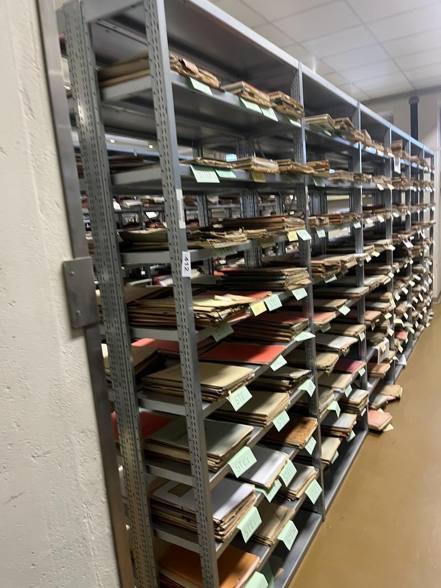 ca. 5.8 Laufmeter Steckregalanlage mit Fachb&ouml;den, 60cm tief, 224cm hoch?d=2025-12-18 20:52:09