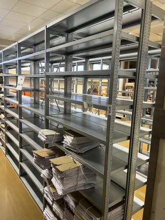 ca. 5.8 Laufmeter Steckregalanlage mit Fachböden, 60cm tief, 224cm hoch ca. 5.8 Laufmeter Steckregalanlage mit Fachböden, 60cm tief, 224cm hoch