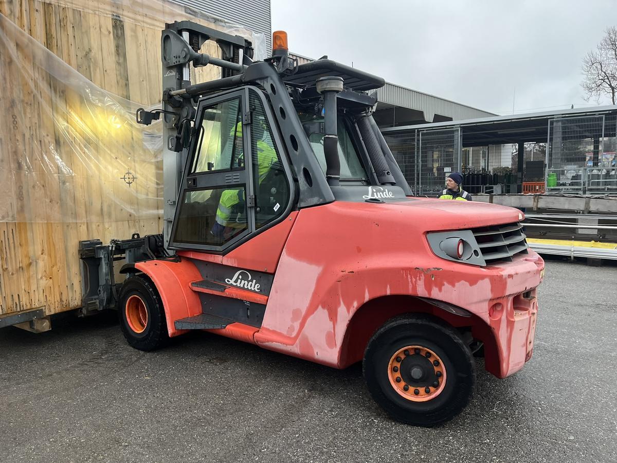 Linde Dieselstapler H80 D-01/1100, Tragkraft 8000kg, BJ 2010, 87 kW, Kabine verglast, mit Heizung, Lichtanlage, Seitenschieber, Seriennummer: H2X396A00856/2010?d=2025-12-23 12:57:01