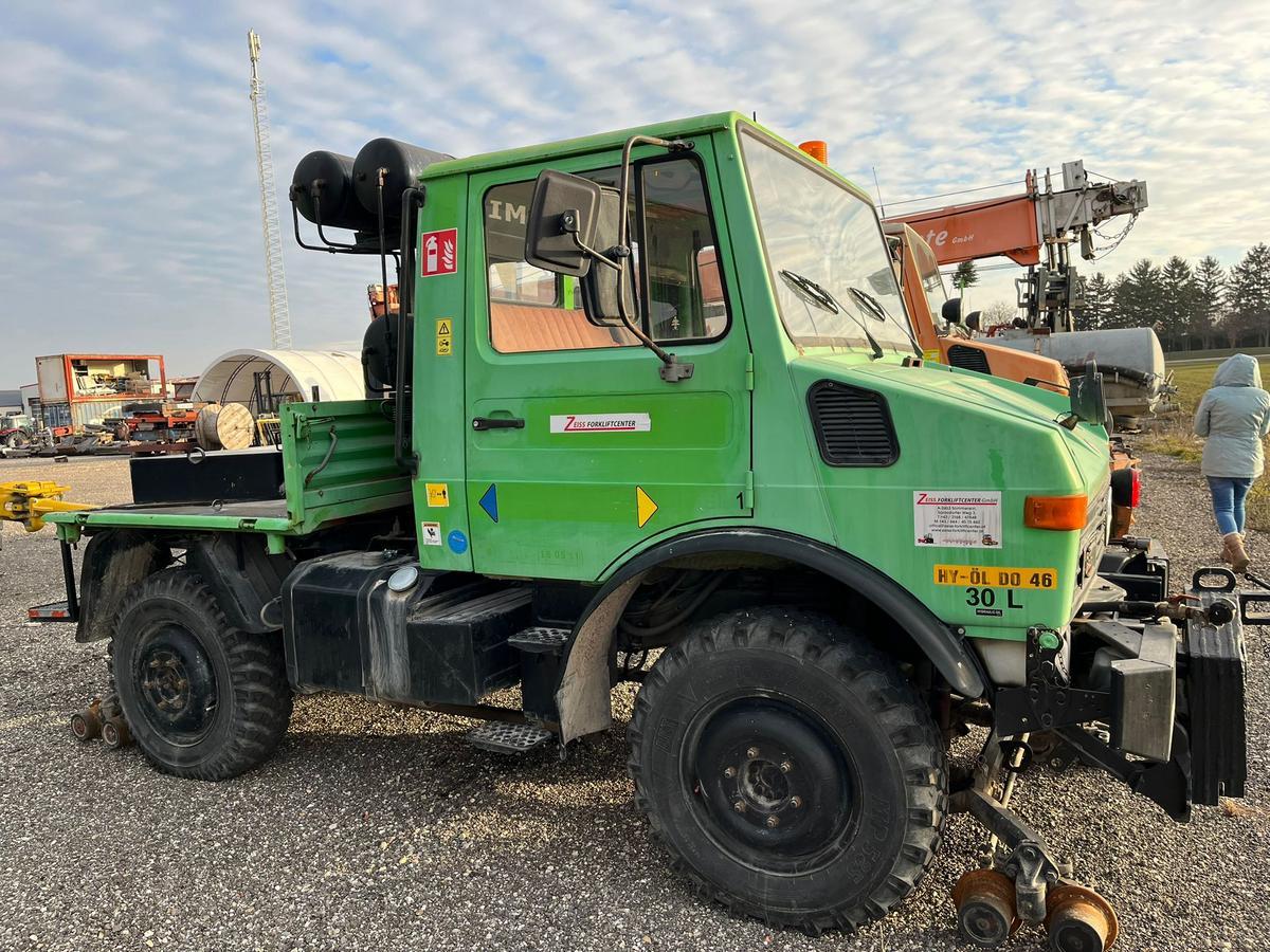 Mercedes Unimog ZW 82?d=2026-01-22 22:21:49