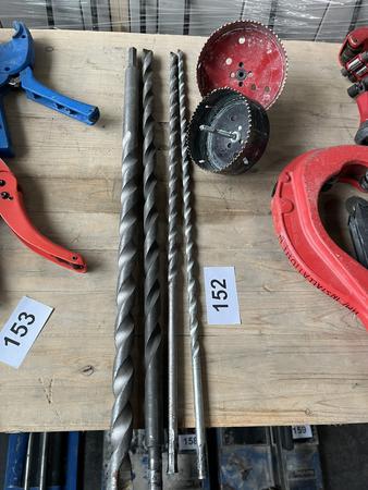 2 St�ck Lochbohrer plus 4 St�ck Spiralbohrer