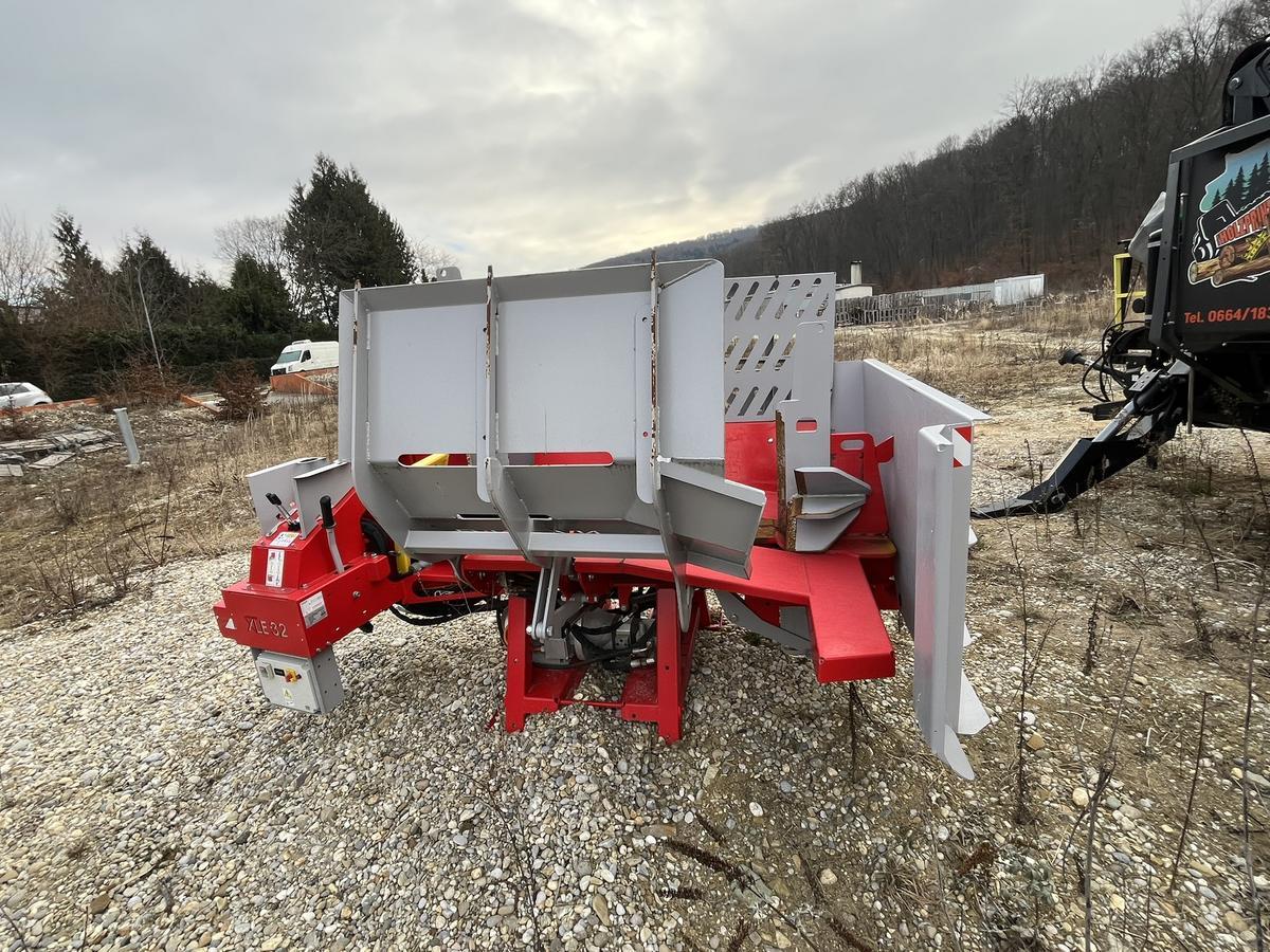 Lancman Liegendspalter, mit Zapfwelle kombiniert, Typ XLE 32 C+EL Multispeed 400V, BJ 2023, 320 kN?d=2026-01-15 22:15:54