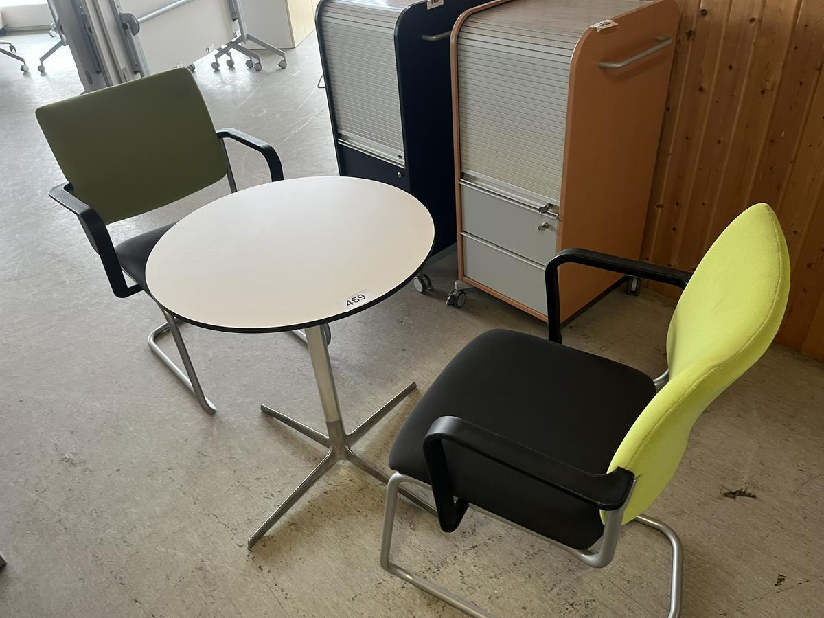 Besprechungstischgruppe ca. 62 cm Durchmesser mit 2 Besucherst&uuml;hlen?d=2026-01-20 11:42:23