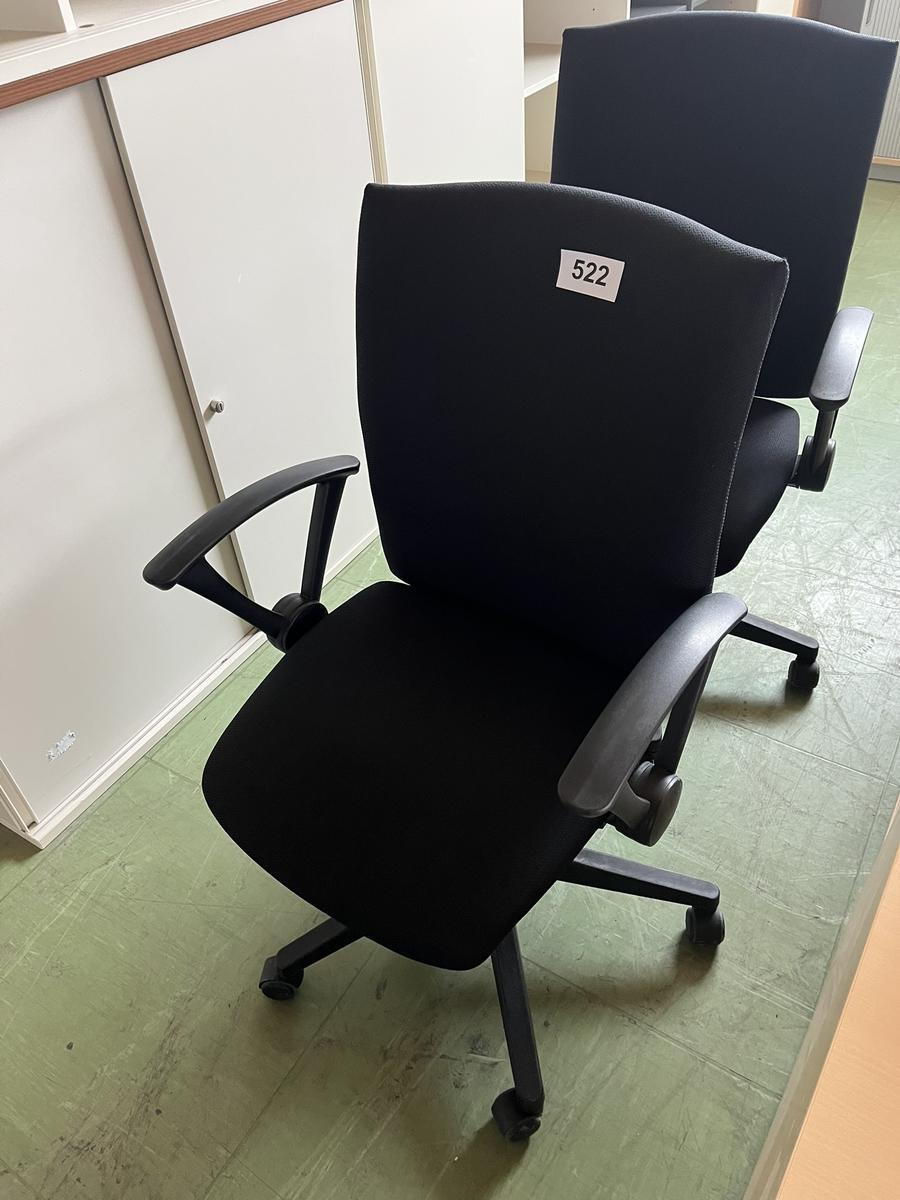 2 St&uuml;ck B&uuml;rodrehst&uuml;hle Rom schwarz mit Armlehne?d=2026-01-20 11:41:01