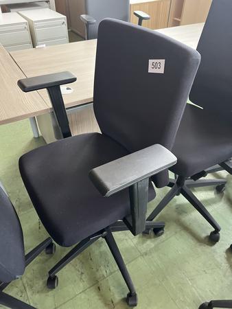 B�rodrehstuhl mit Armlehne verstellbar schwarz