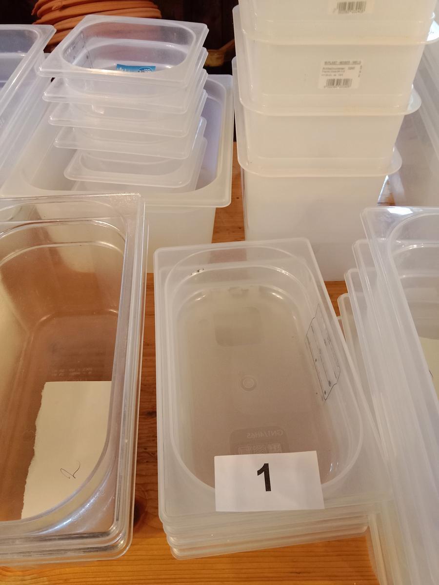 48 teiliges 1/3 - 1/6 GN Set in Kunststoff mit Deckel?d=2026-01-29 23:58:25