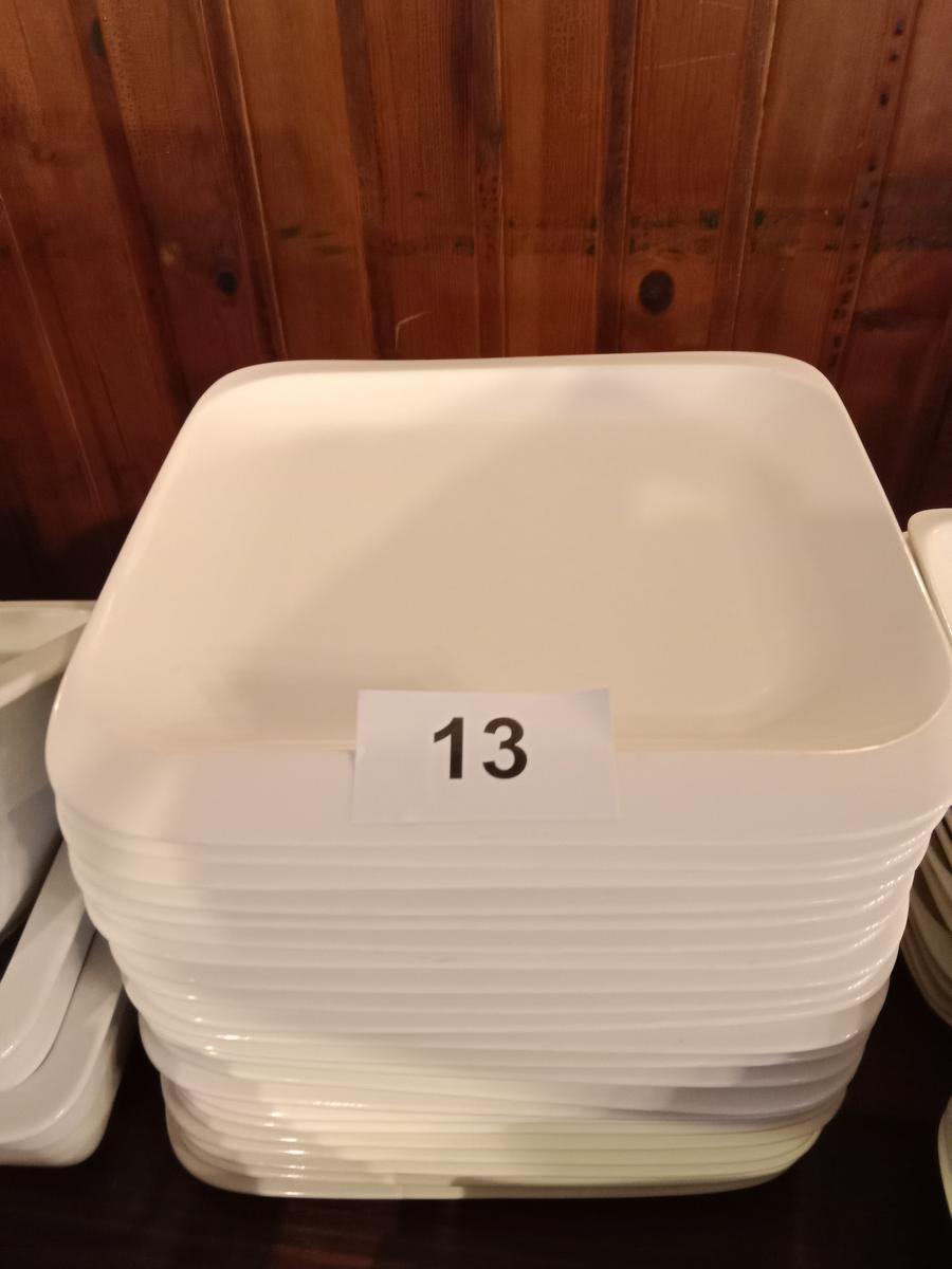 22 St&uuml;ck Teller 26/26 cm