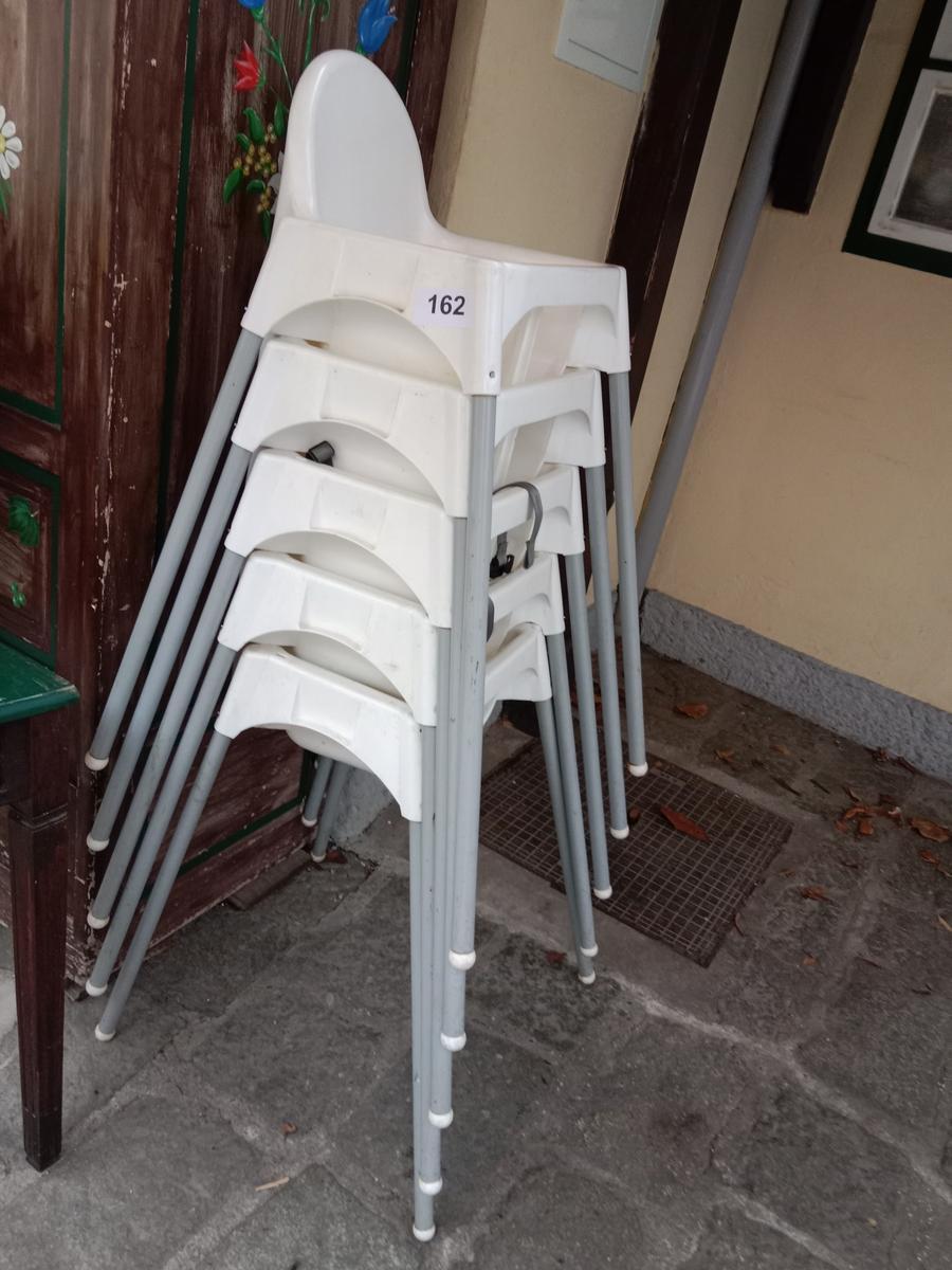 5 St&uuml;ck Kunststoff-Kindersitze stapelbar?d=2026-01-30 01:37:15