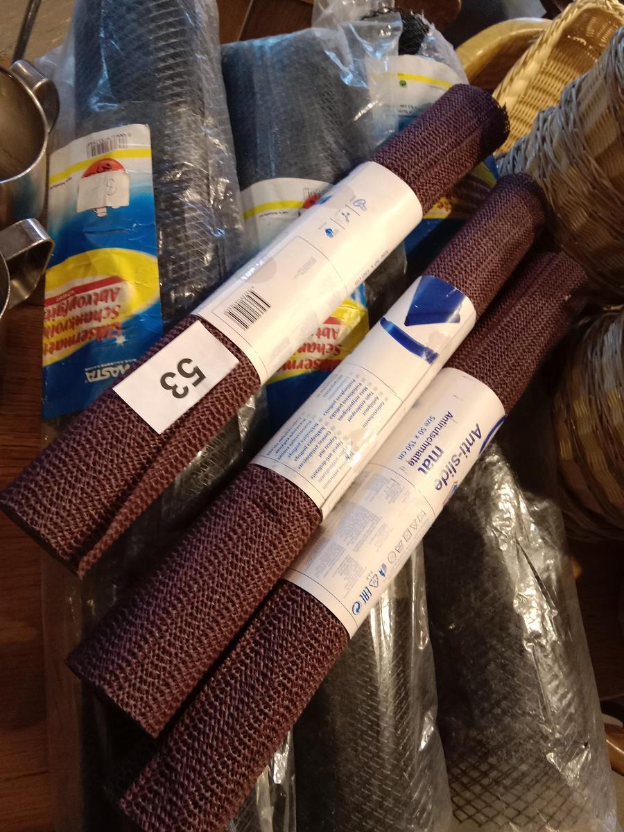 6 Pakete rutschfeste Tischunterlagen?d=2026-01-29 23:57:08