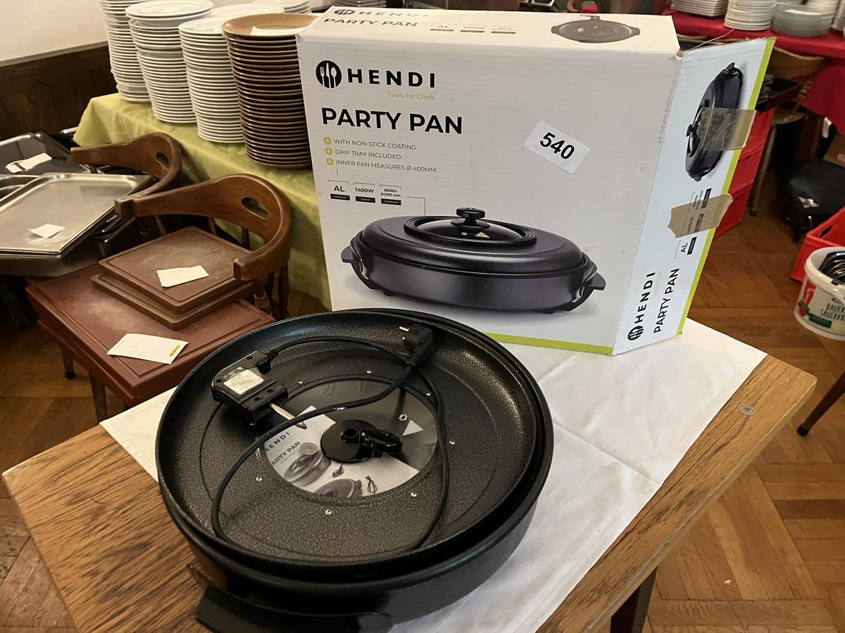 HENDI Party Pan 1400 W?d=2026-01-30 01:38:19