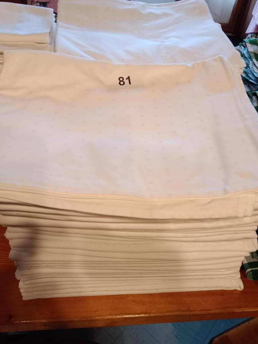 63 St&uuml;ck Tischt&uuml;cher in weiss Baumwolle 165/135 cm?d=2026-01-30 01:37:53