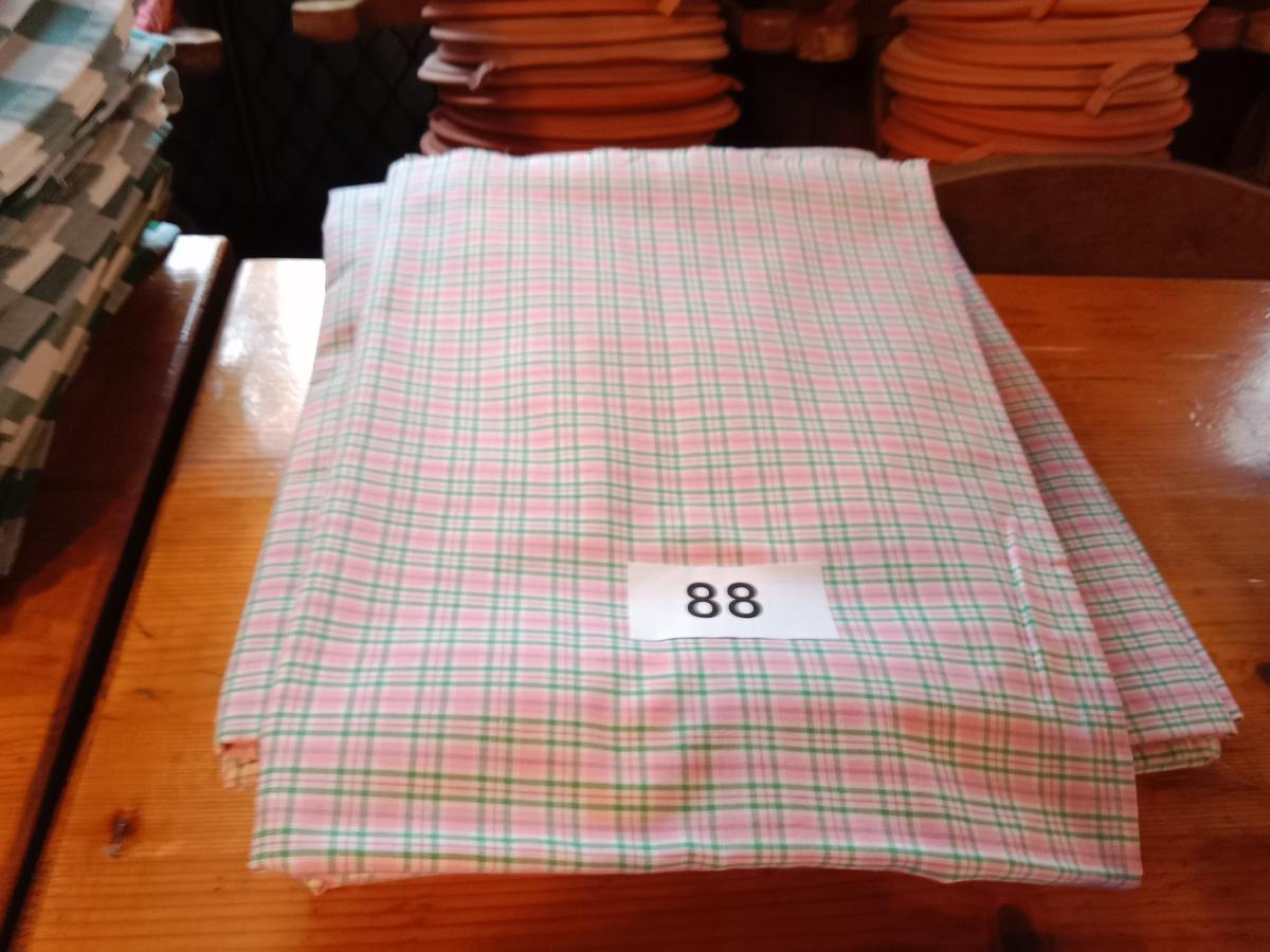 6 St&uuml;ck Tischt&uuml;cher gr&uuml;n/rosa/weiss 110/210 cm , 1 x 54/100cm