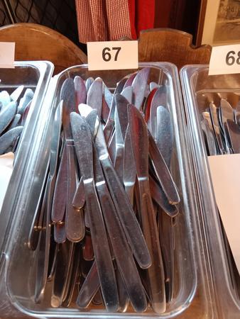 187 Stück Messer 187 Stück Messer