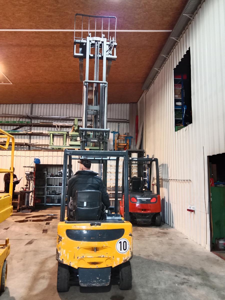 JUNGHEINRICH 4 Radstapler BJ 2003, 2000 kg?d=2026-01-29 23:58:27